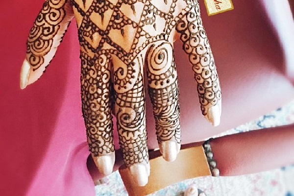 Henna By Karusha Picture 7